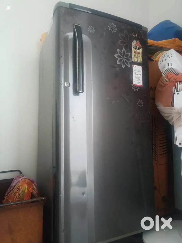 LG FRIDGE (5star)