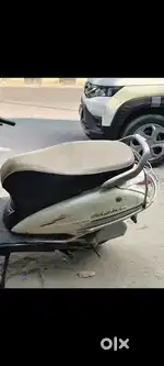 Activa 2016 model battery dead engine okay Koi chalan nahin Hai