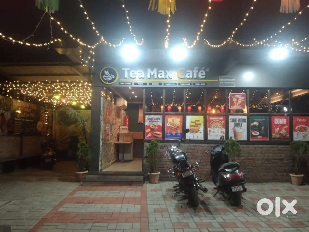 Hiring Kitchen Helper (Male/Female)