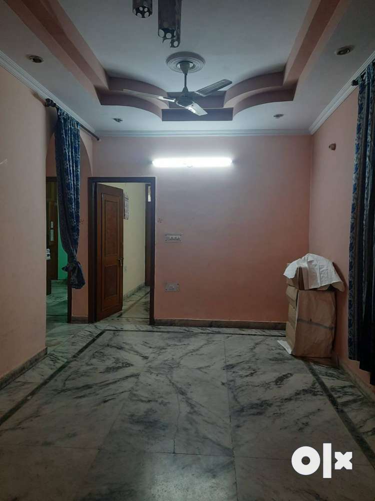 2Bed with Covered Car Parking in Vaishali sec-5
