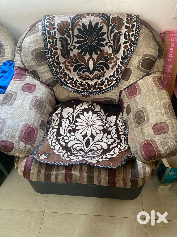 Sofa set 2 small and 1 big sofa