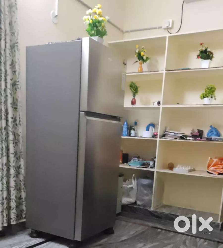 Fridge with double door