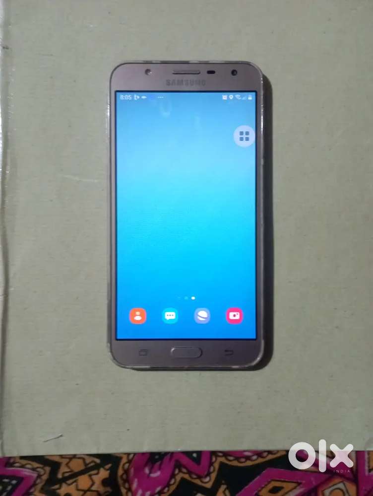 Samsung galaxy j7 core