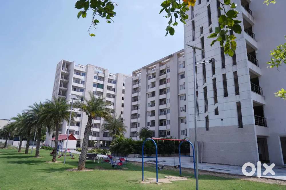2bhk fully furnished flat in west way height nearby mansarovar metro s