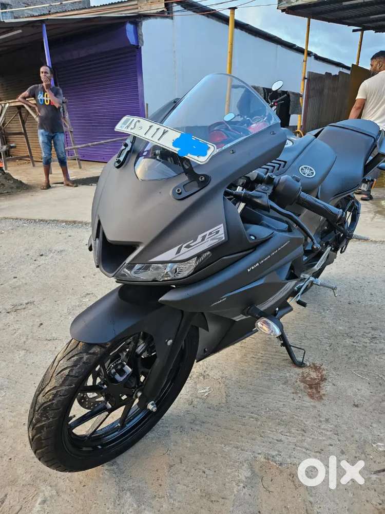 Yamaha R15 v3