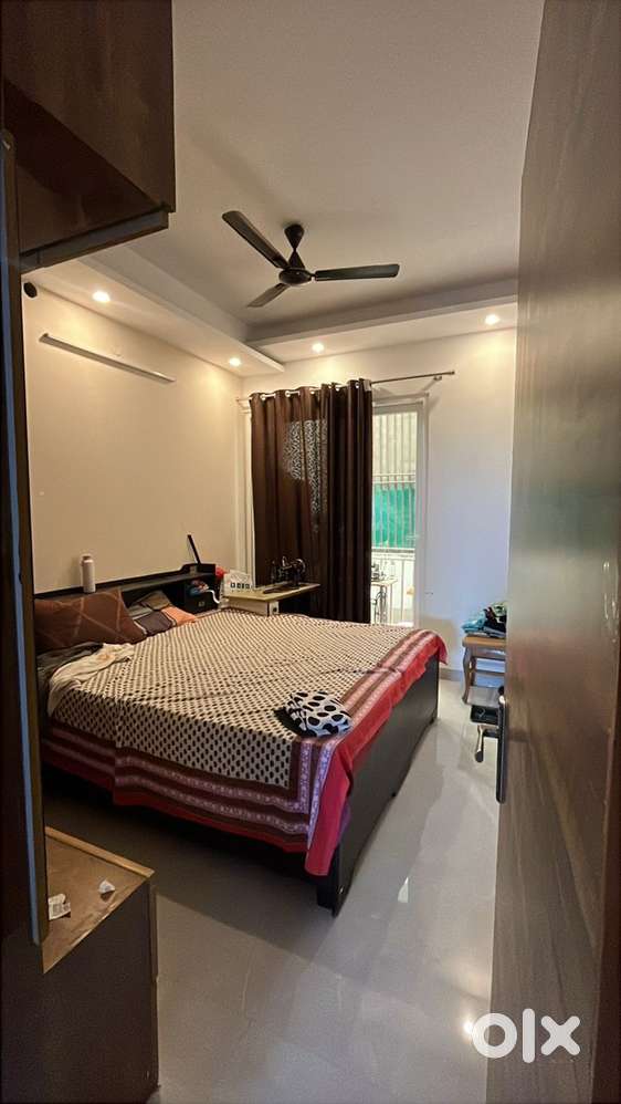 Single line villa for sale in c block aerocity
