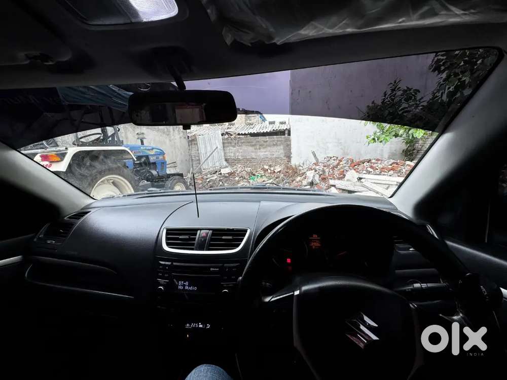 Maruti Suzuki Swift 2016 Diesel Good Condition meg wheels push start