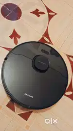 DreameBot D9 Max Robot Vacuum & Mop – Almost New, With Box