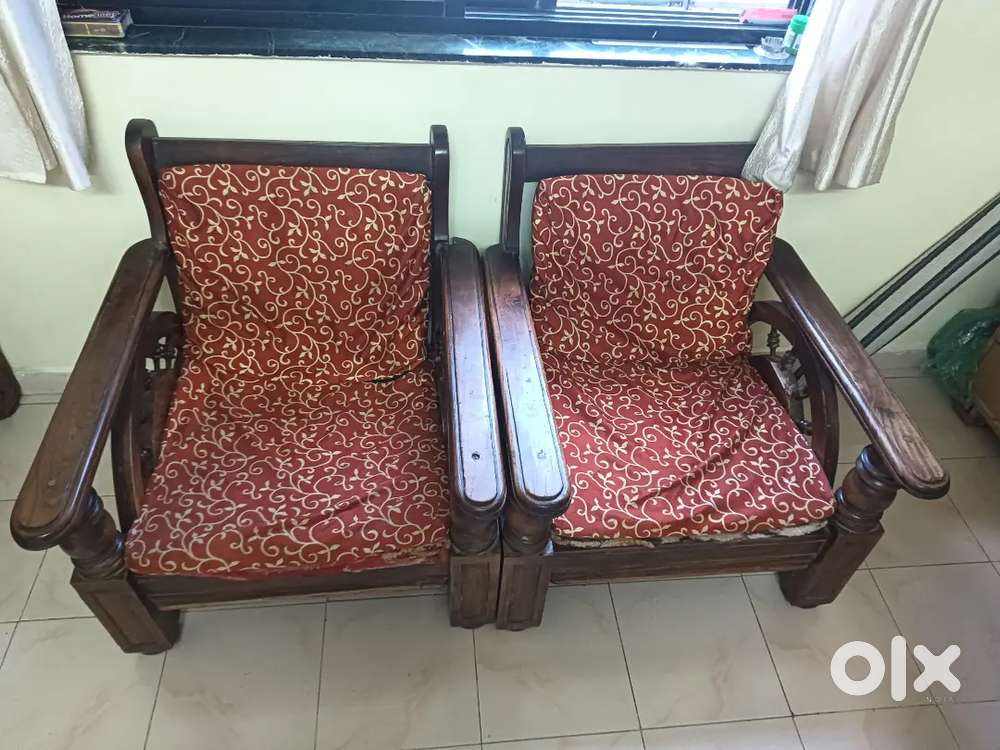 SOFA WITH TWO CHAIRS