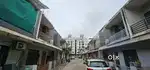 House for Rent at Ajwa chowkdi circle,  with children park , all