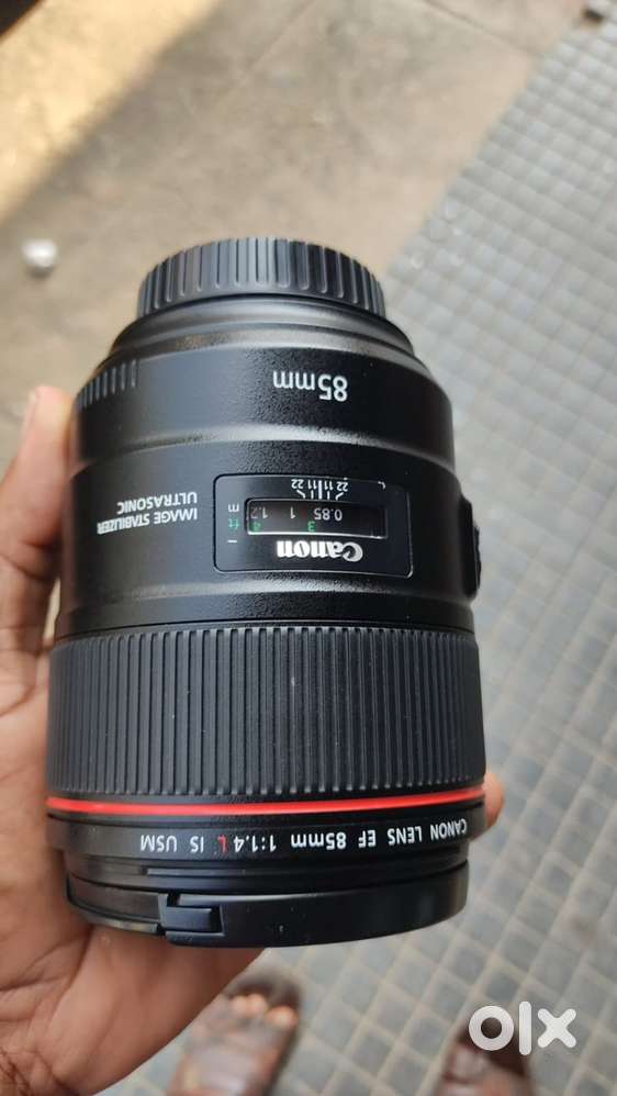 Canon 85 mm 1.4 lens