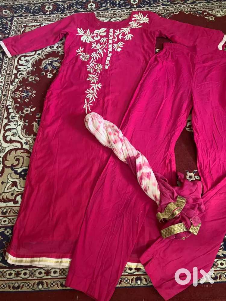 BRAND NEW fashion wear Pakistani lown kurti for women/teen