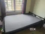 Bed + mattress