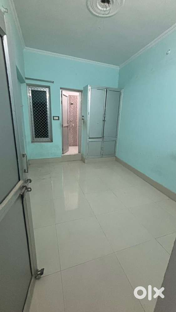 Room For Rent Near ECC college