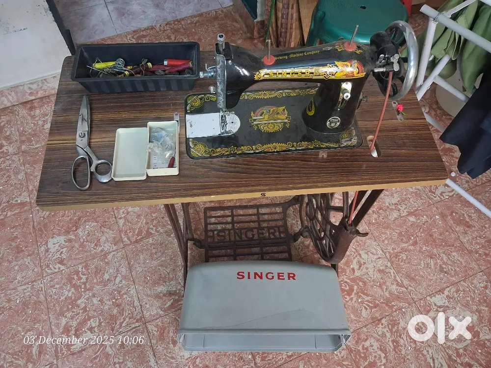 Sewing Machine-SINGER