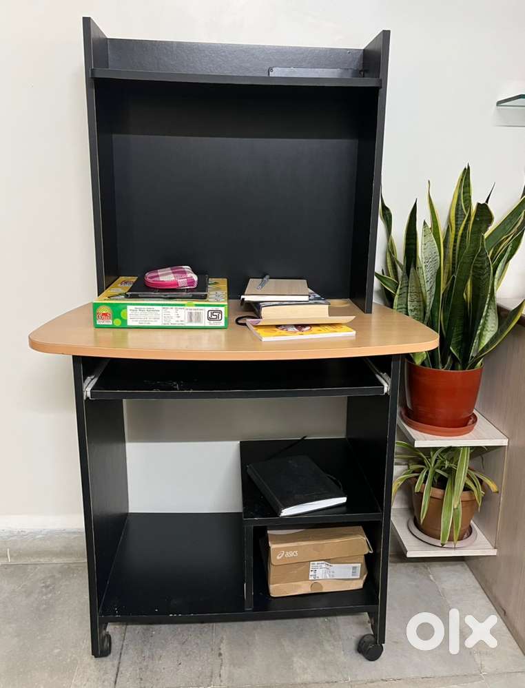 Computer Table