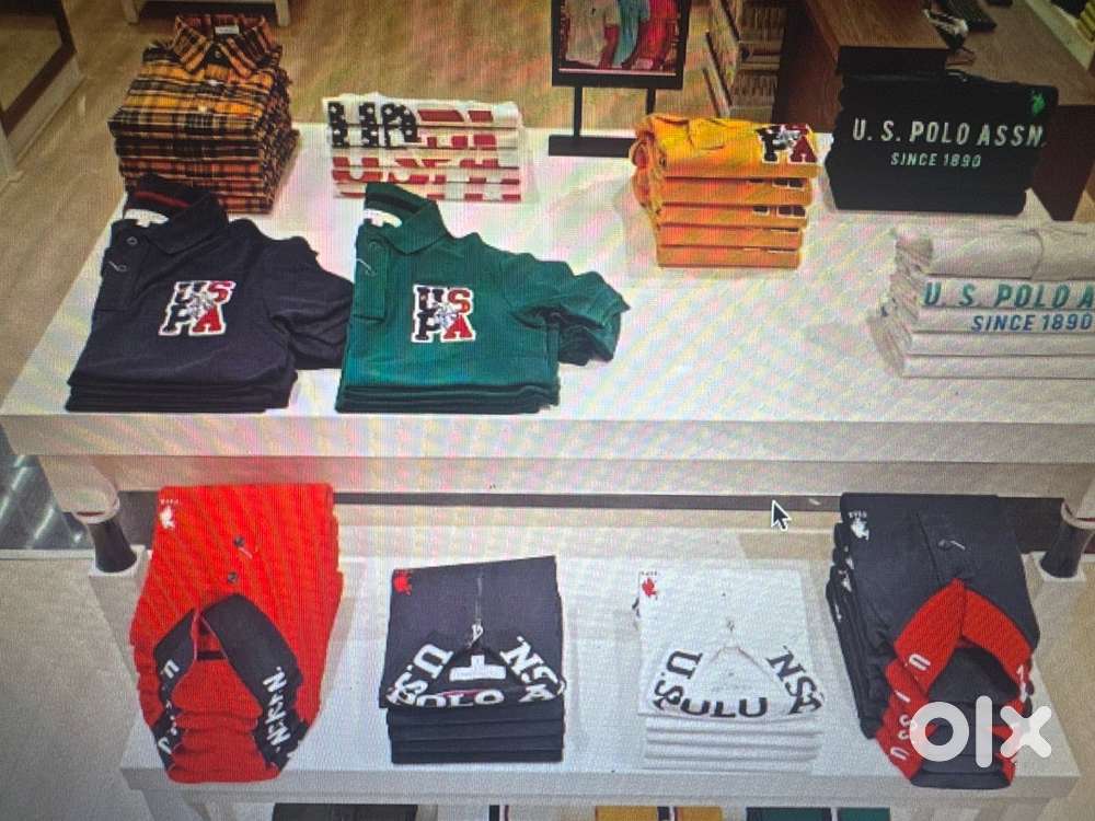 Stock boy for Clothes showroom