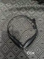Bluetooth headphone