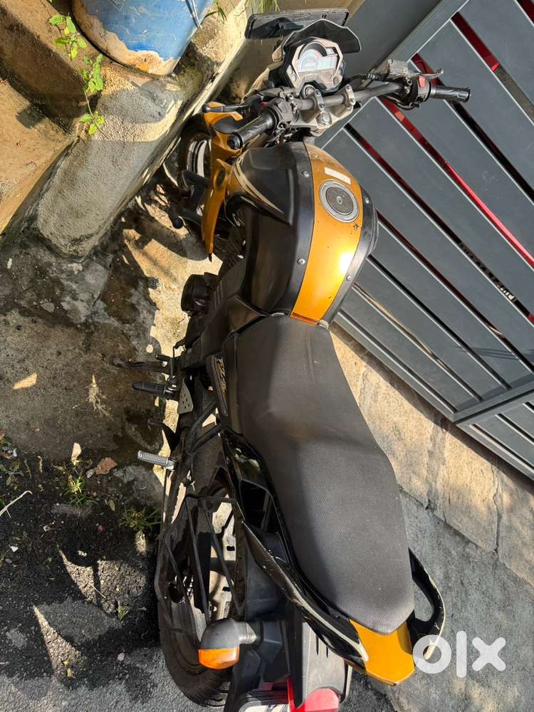 FZs Gold Well maintained bike