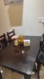 6 seater dining table