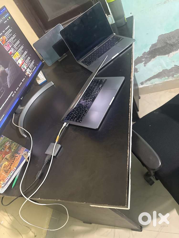 Computer table 6”3