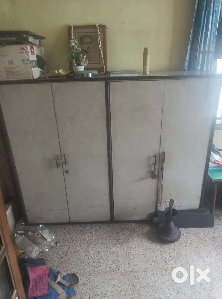 ThreeShowcase is there for sale