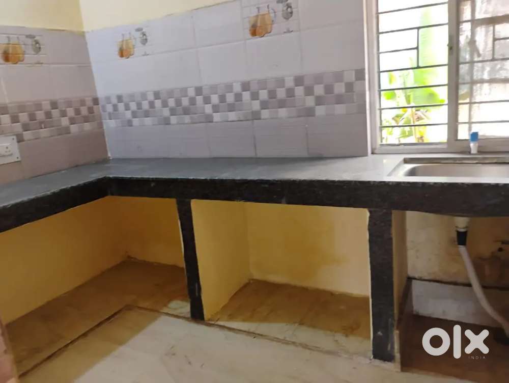 For rent: 3bhk individual house..preferred for family