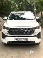 Toyota Innova Hycross 2.0 ZX (O) Hybrid 7 STR, 2023, Petrol