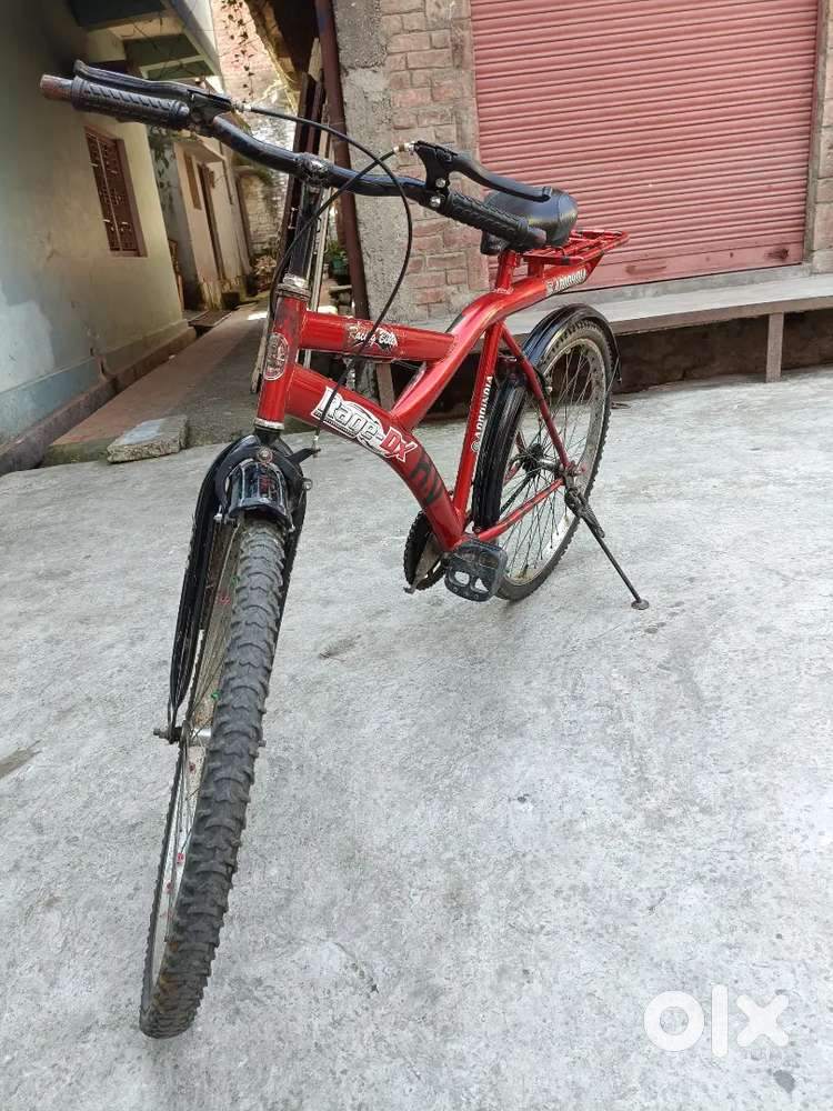 New condition cycle near and clean donon tyre new dalvaye hue hain