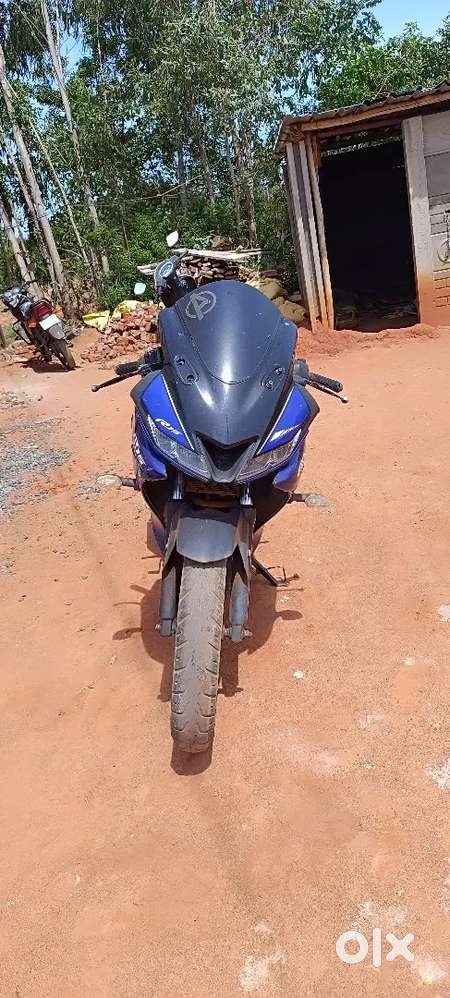 R15 V3 Vehicle for Sale *Urgent*