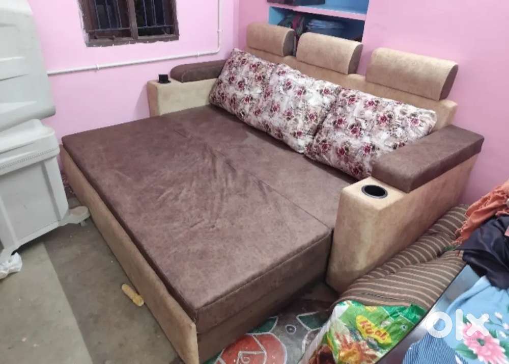 Bed com sofa 15 months old 12k