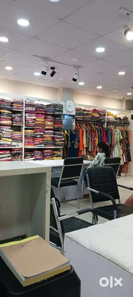 Sales girls/boys