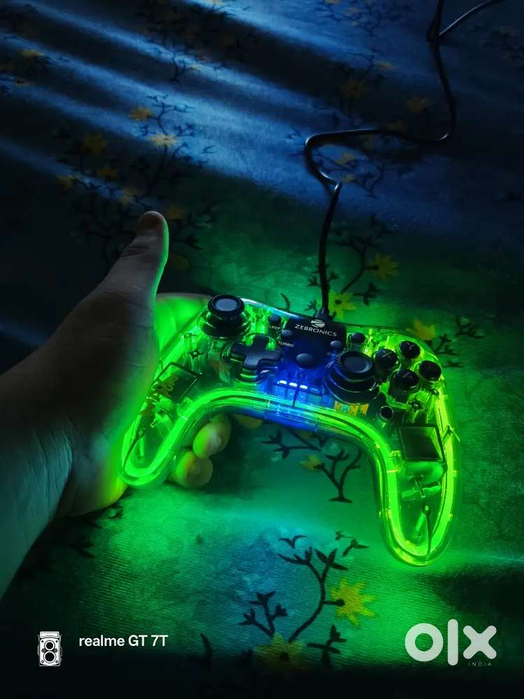 Gaming controller