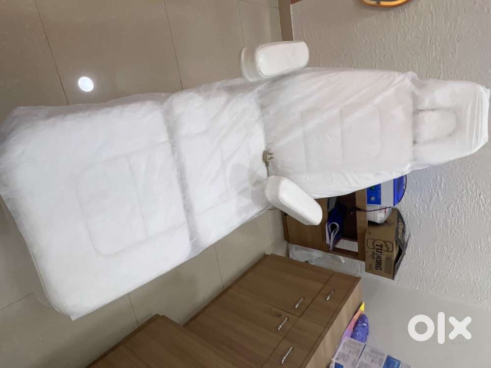 Dental chair