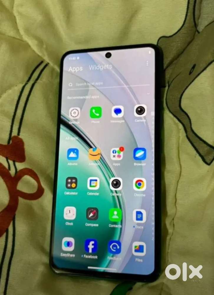 Vivo y300 5G 8 RAM 128 storege