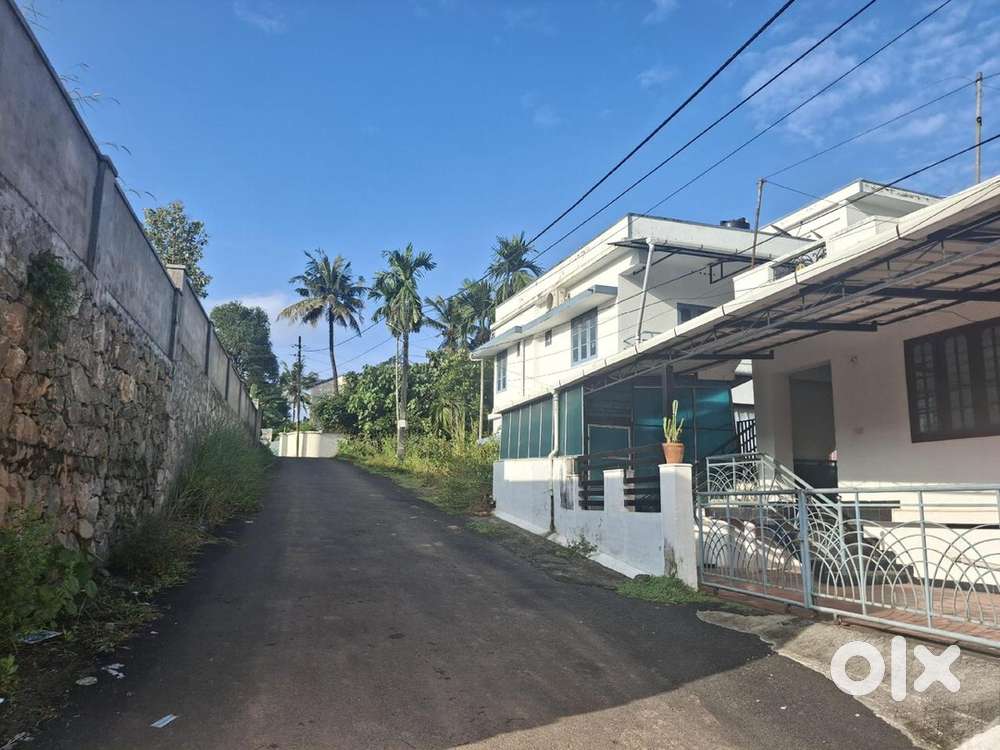 5 cent, 4 cent  Residential plot for sale Kakkanad mavelipuram