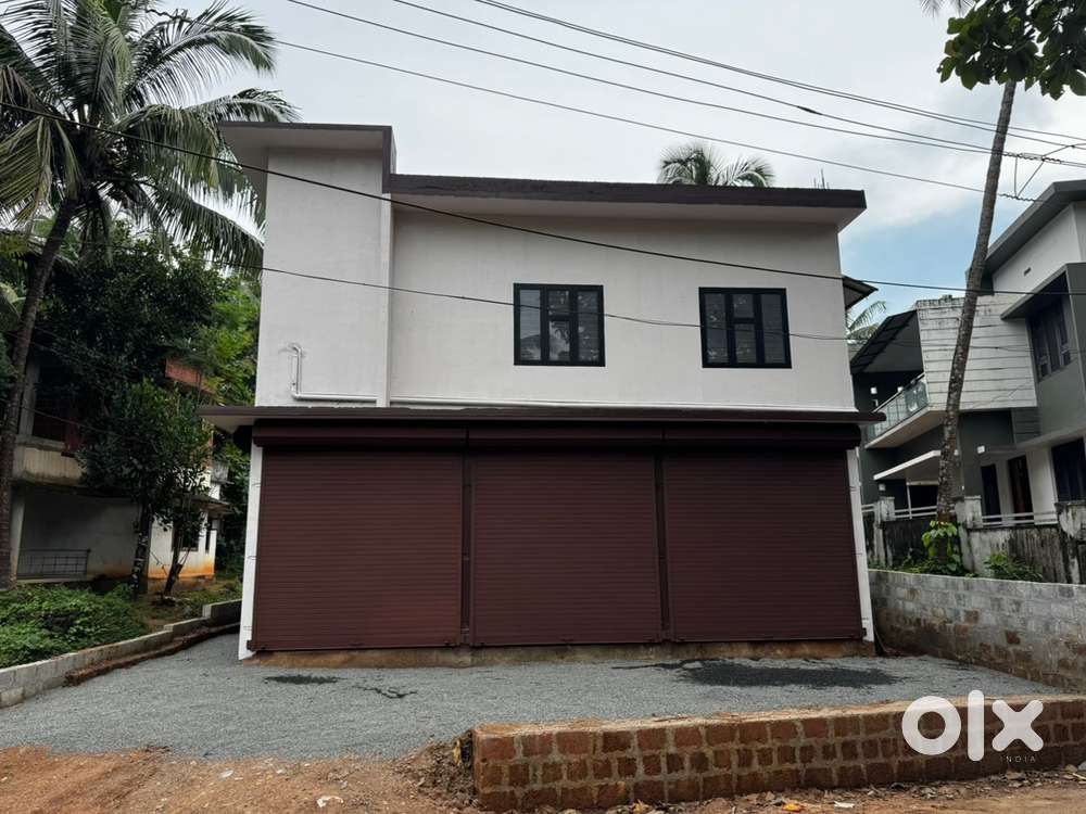 2- floor building for rent- Office use, warehouse