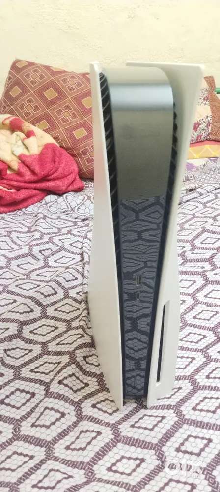 PS5 DISC AND DIGITAL