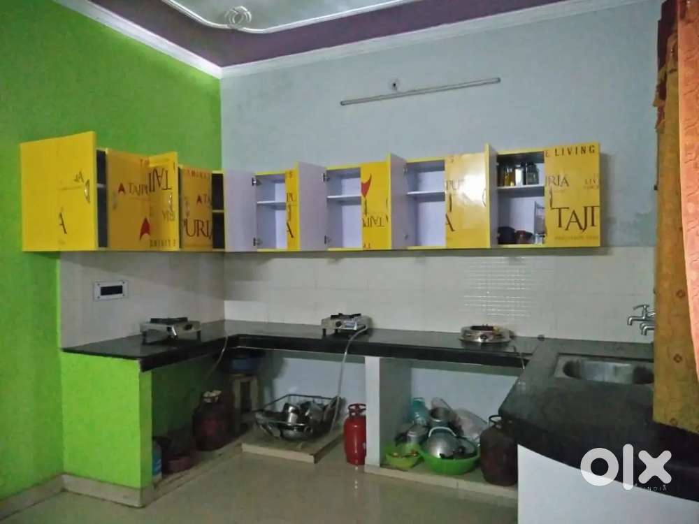 Girls PG opposite Gudamba thana, Kursi Rd, Jankipuram near Tedhi Pulia