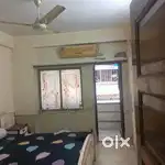 Howrah dobson road 3 bedroom 2 bathroom semi furnish flat for