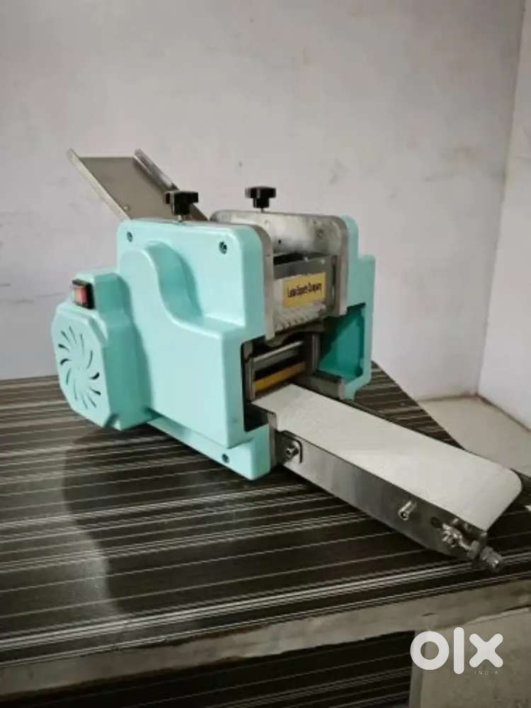 Momos roti maker machine
