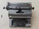 Typewriter machine