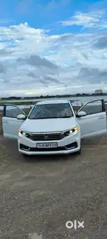Honda Amaze 2024 Petrol Well Maintained