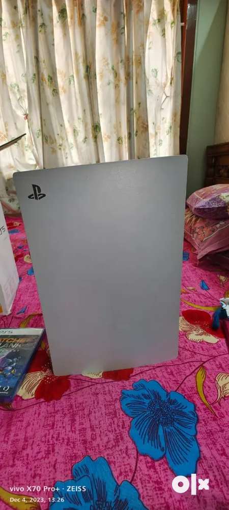 Playstation 5 with extra controller