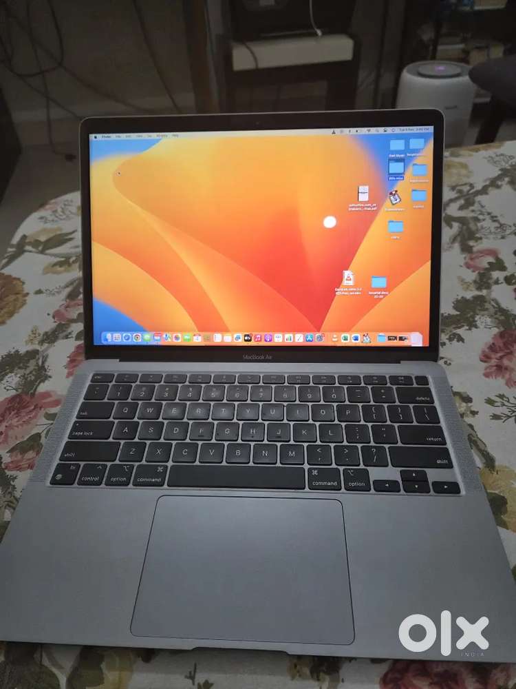 Macbook Air m1 chip 8 GB for 39999/- Excellent Condition