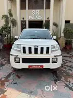 Mahindra TUV 300 T8, 2015, Diesel