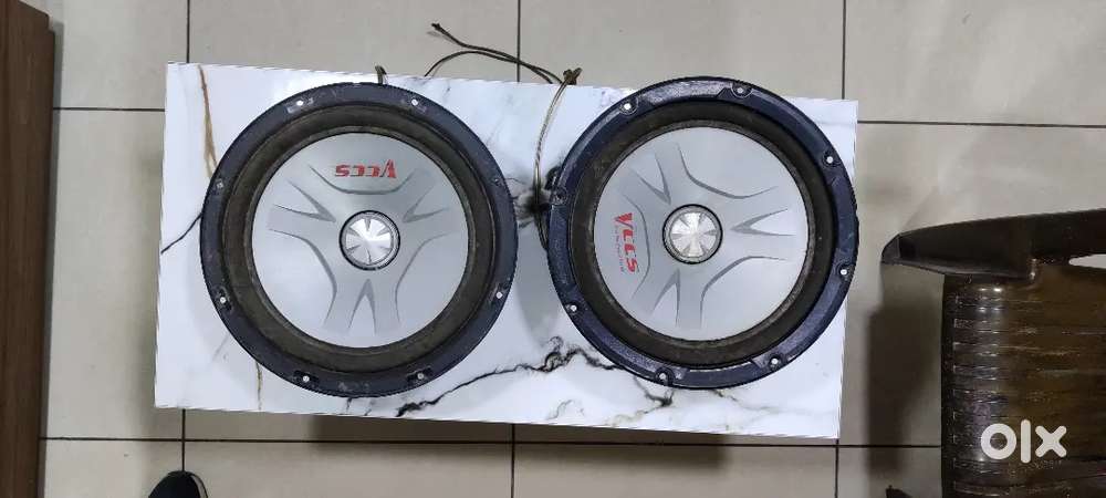 Pioneer 12 Subwoofer 2000 Watts.