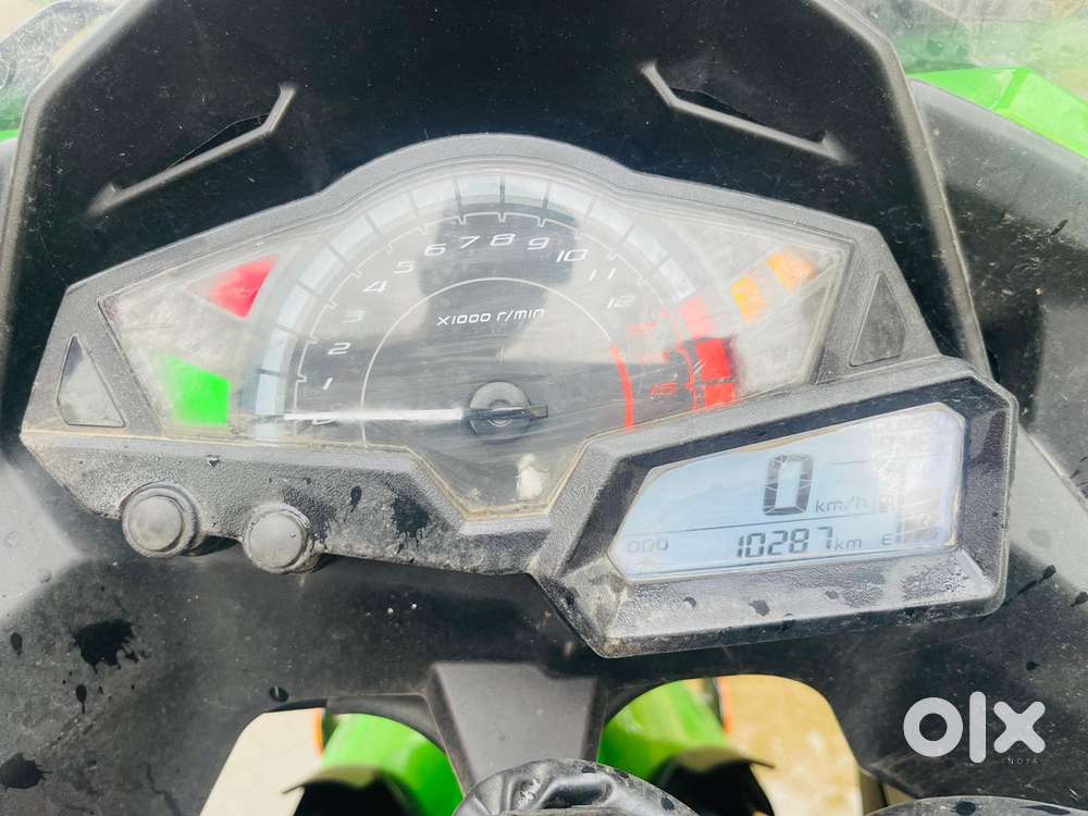Kawasaki Ninja 300 – 2022  12,000 km  PPF Protected