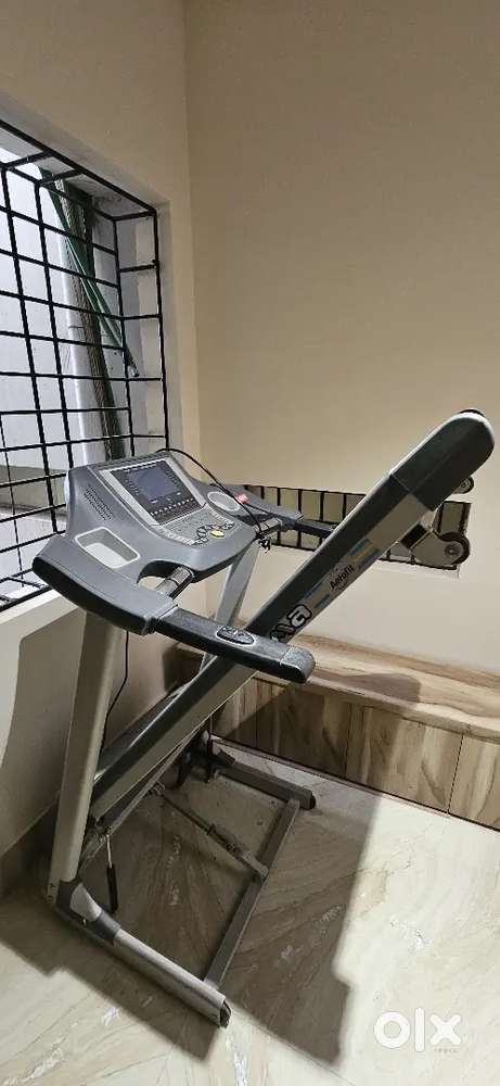 Electronic Treadmill