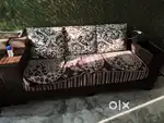 5 seater Good quality sofa